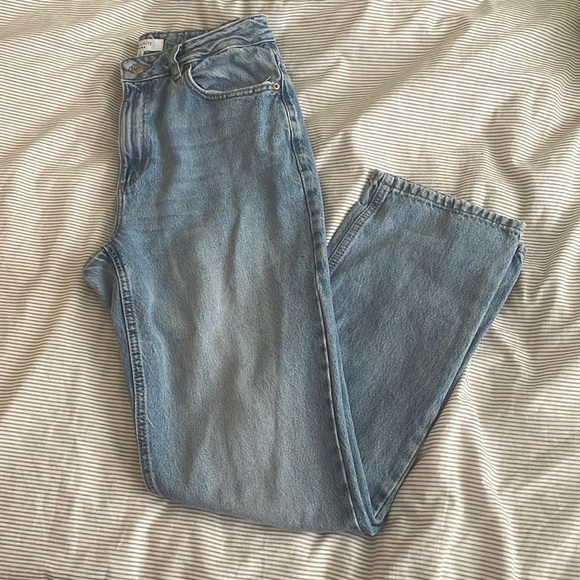 Dynamite Irina straight leg jeans - Picture 2 of 4